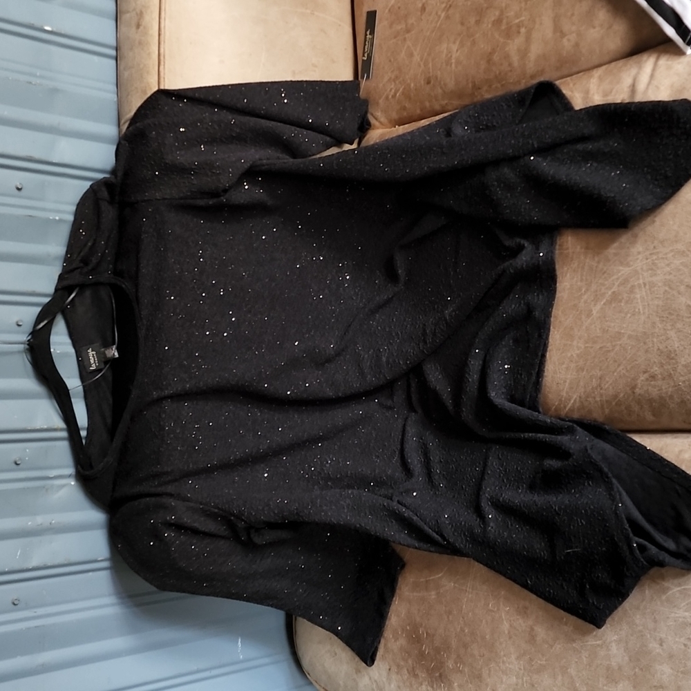 La vanya woman's dress blouse 3xl black with gold sparkled